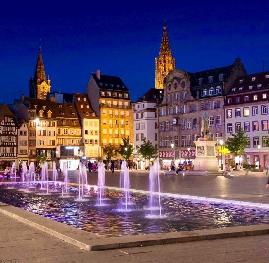 Grand 3 Pieces Stationnement Gratuit Dans La Rue Apartman Strasbourg Kültér fotó