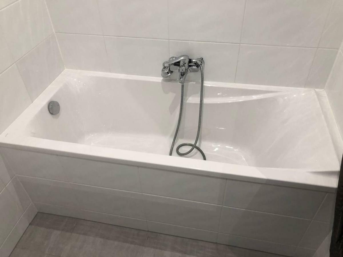 Grand 3 Pieces Stationnement Gratuit Dans La Rue Apartman Strasbourg Kültér fotó