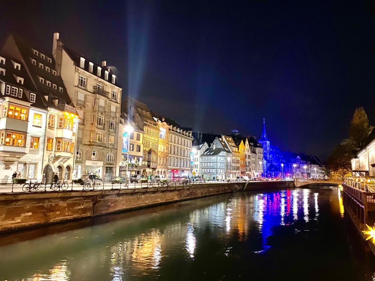 Grand 3 Pieces Stationnement Gratuit Dans La Rue Apartman Strasbourg Kültér fotó
